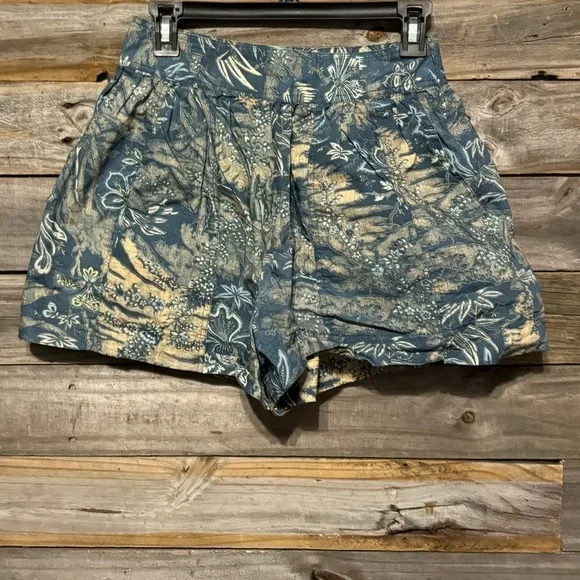 Ulla Johnson- Anela shorts- blue - floral print- high waisted- side zip closure